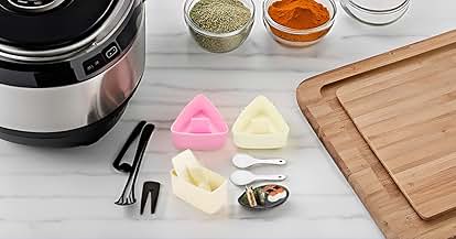 Products from YONGJUNG Onigiri Mold in use