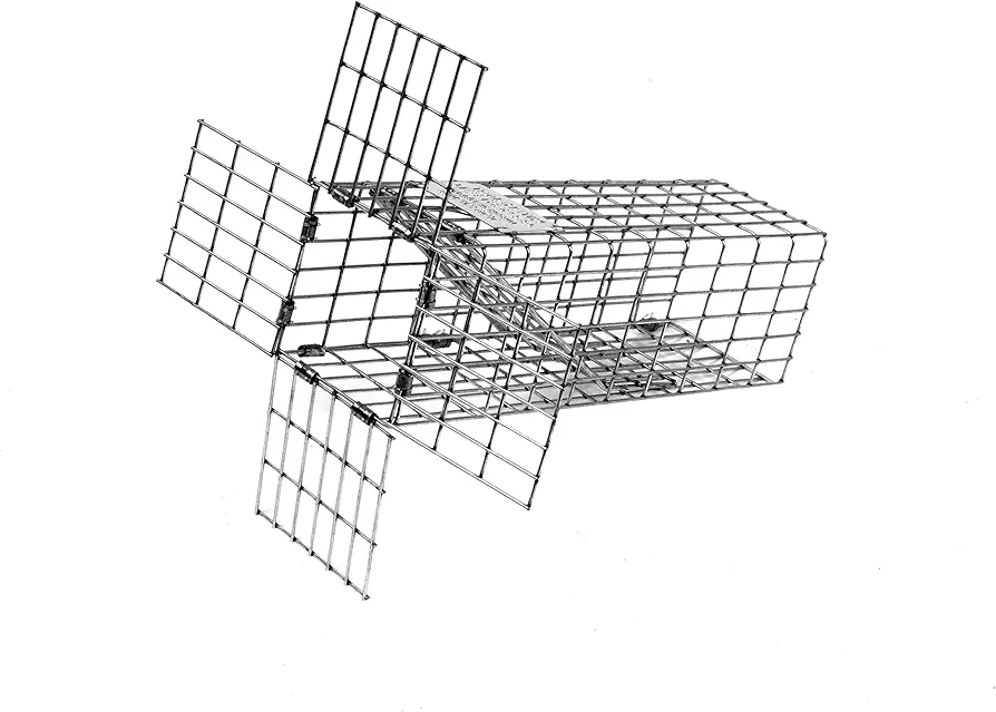 Tomahawk Model E30 One Way Excluder