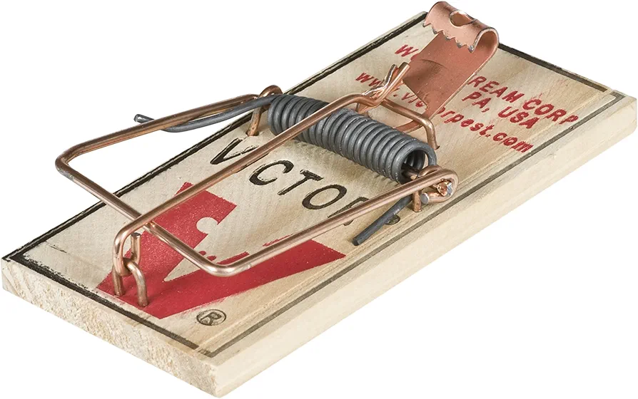 Victor Metal Pedal Mouse Trap - M023 - Wood Mouse Trap, Brown, 2 Count (Pack of 1)